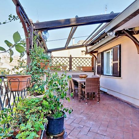 Frattina Family Romantic Superior Suite מראה חיצוני תמונה
