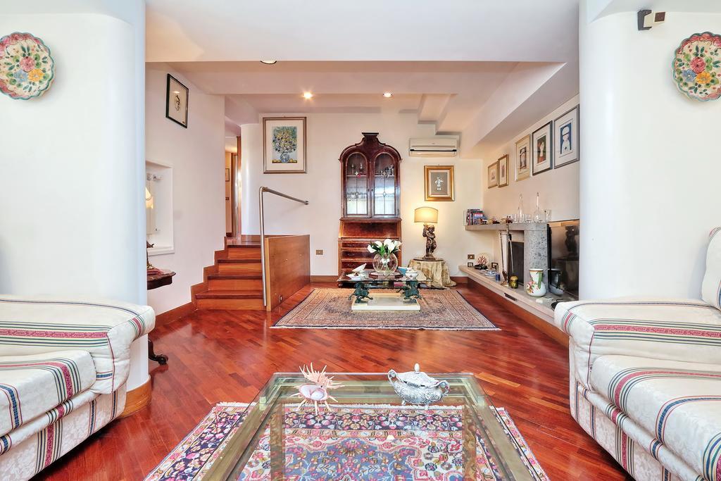 Frattina Family Romantic Superior Suite מראה חיצוני תמונה