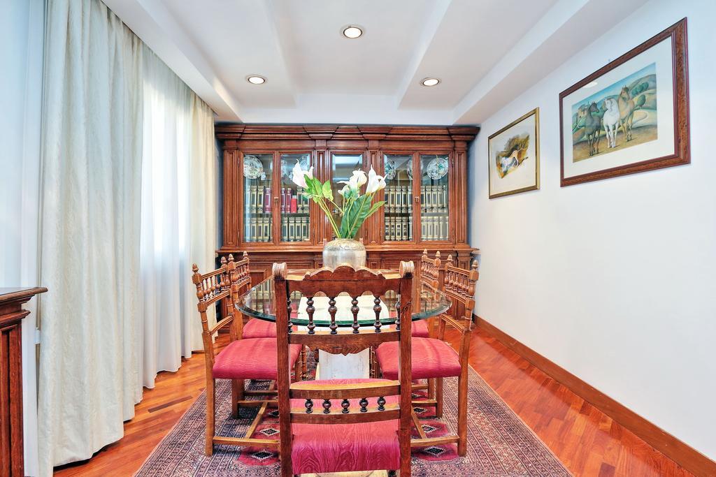 Frattina Family Romantic Superior Suite מראה חיצוני תמונה