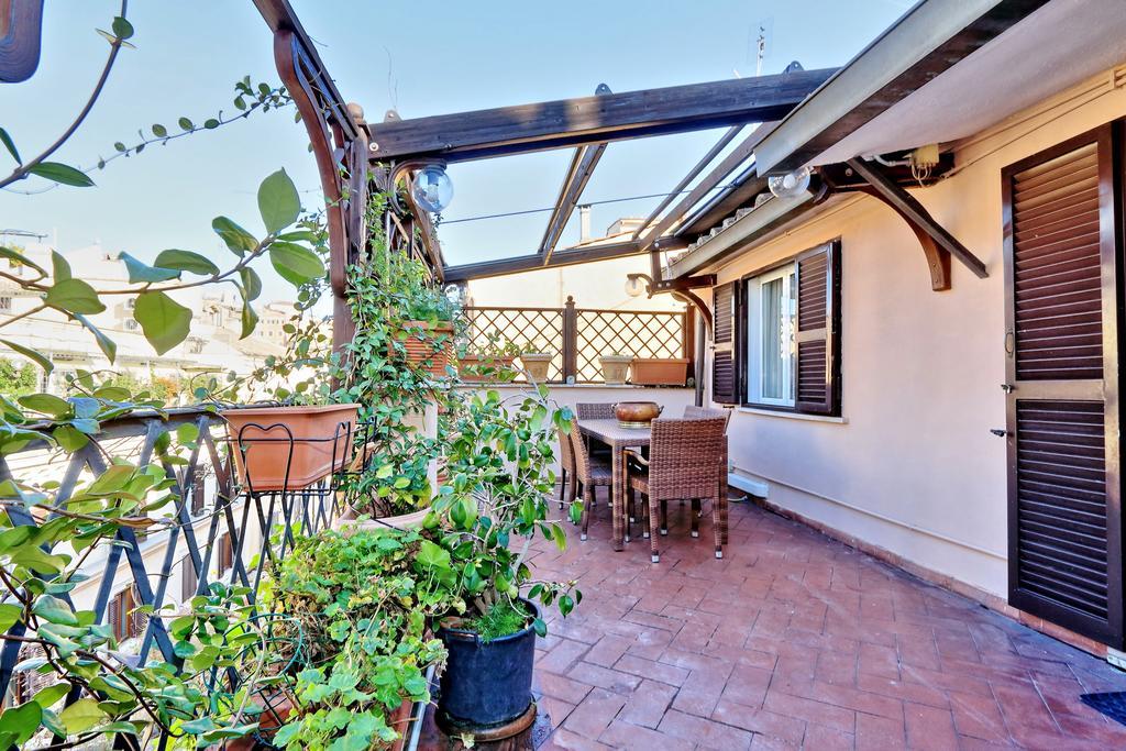 Frattina Family Romantic Superior Suite מראה חיצוני תמונה