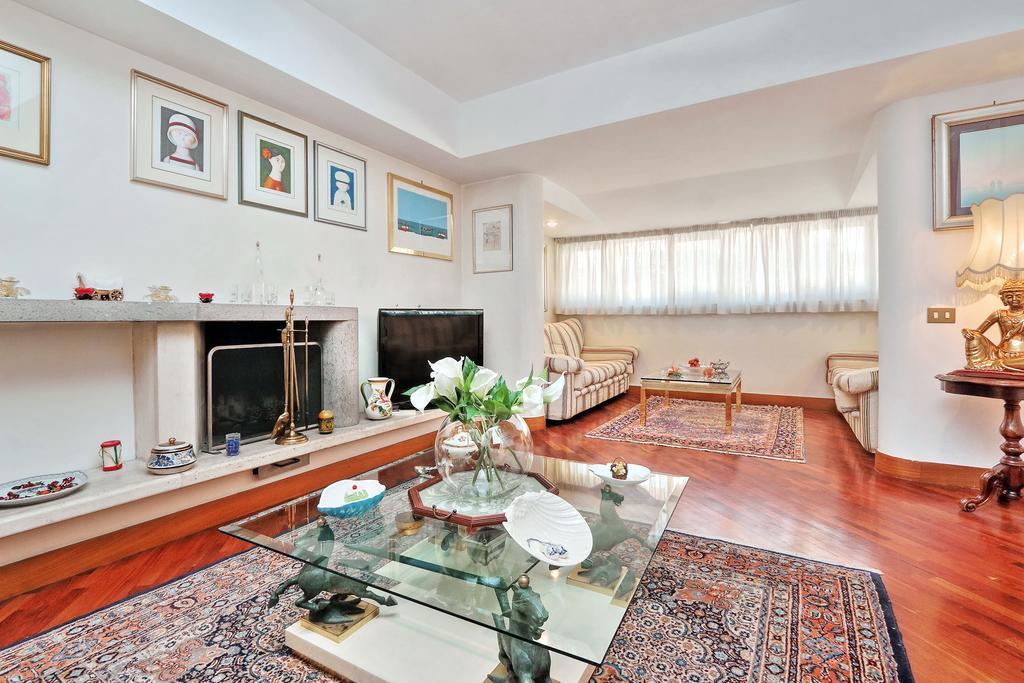 Frattina Family Romantic Superior Suite מראה חיצוני תמונה