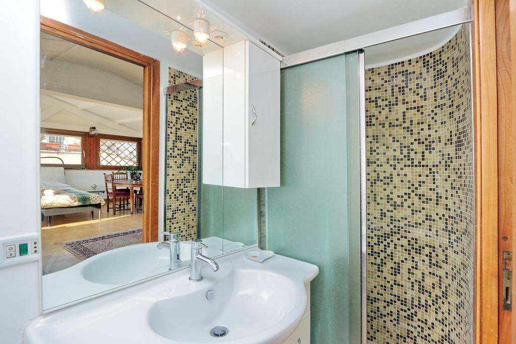 Frattina Family Romantic Superior Suite מראה חיצוני תמונה